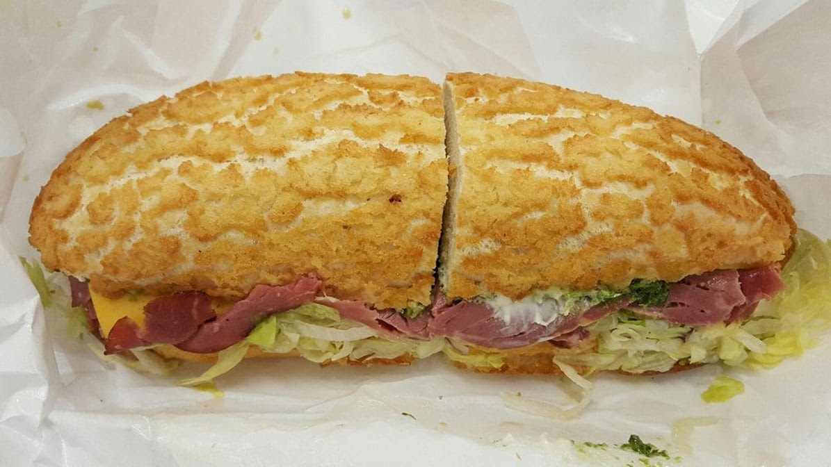 Little Lucca by null