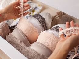 地味奥様 下着姿|東雲うみ「地味め女子の鮮やかな変身」を大胆に体現！大和田南那は「魅惑の隙ありボディ」を解放‼｜よろず〜ニュース