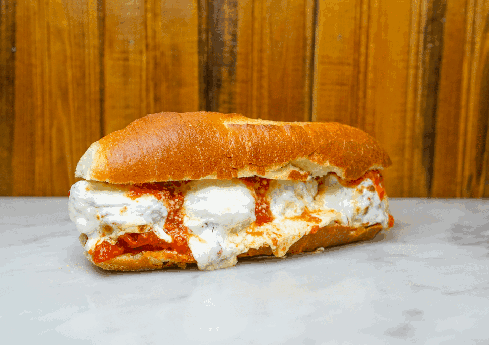 Regina's Grocery by null