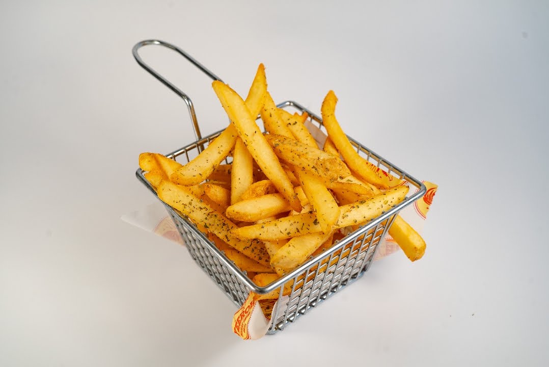 Yeeroh Media by null