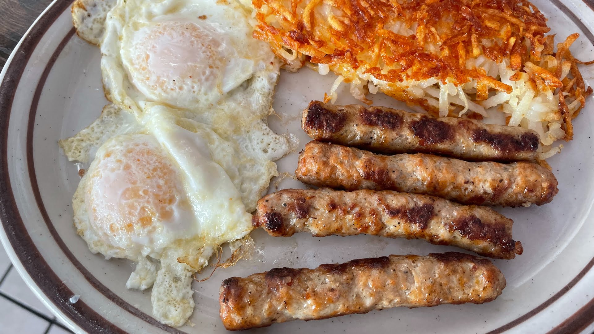 Davies' Chuck Wagon Diner by null