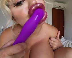 Egndhgaaaa uaa doncau zxbu jpg x Fake lips