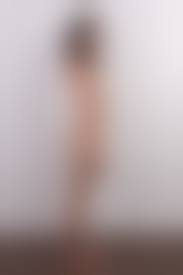 外人　直立　ヌード|外国人美女の頭の先からつま先まで全身写った直立ヌード | エロログZ