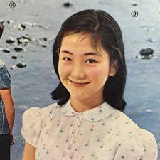 昭和時代の少女ヌード写真|□手塚理美□ヌード写真集□四色の花火□十代の