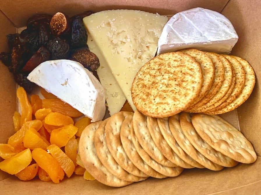 Les Deux Amis Cafe and Wine Bar by null