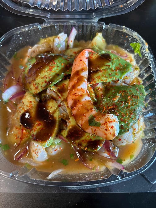 Mariscos Oceanos Food Truck by null