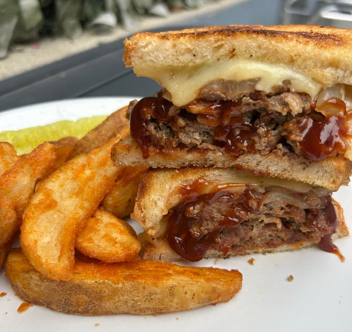 McBob's Pub & Grill by null