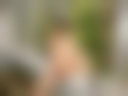 野外露出　遥|駿河屋 -【アダルト】<新品/中古>人妻 野外露出 公園デビュー / はるか（ＡＶ）