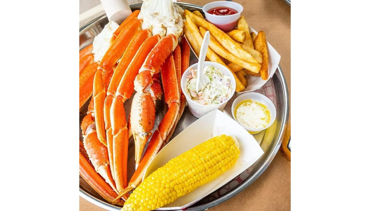 Captain Pell's Fairfax Crabhouse by null