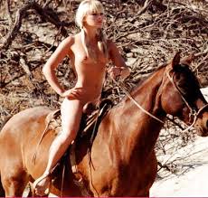 Elke sommer nackt szene jpg x Elke sommer nude