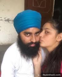 Punjabi girlfriend first time sex mobile porno videos movies jpg x Punjabi xxx