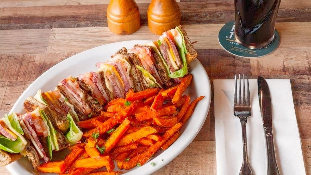 The Lost Paddy Irish Pub and Restaurant by null