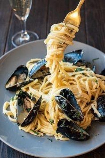 La Poubelle Bistro & Bar by null