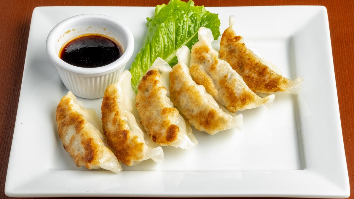 Mirakutei Sushi & Ramen by null