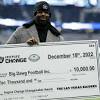 'Big Dawg' Rolle Receives Las Vegas Raiders' Inspire Change ...