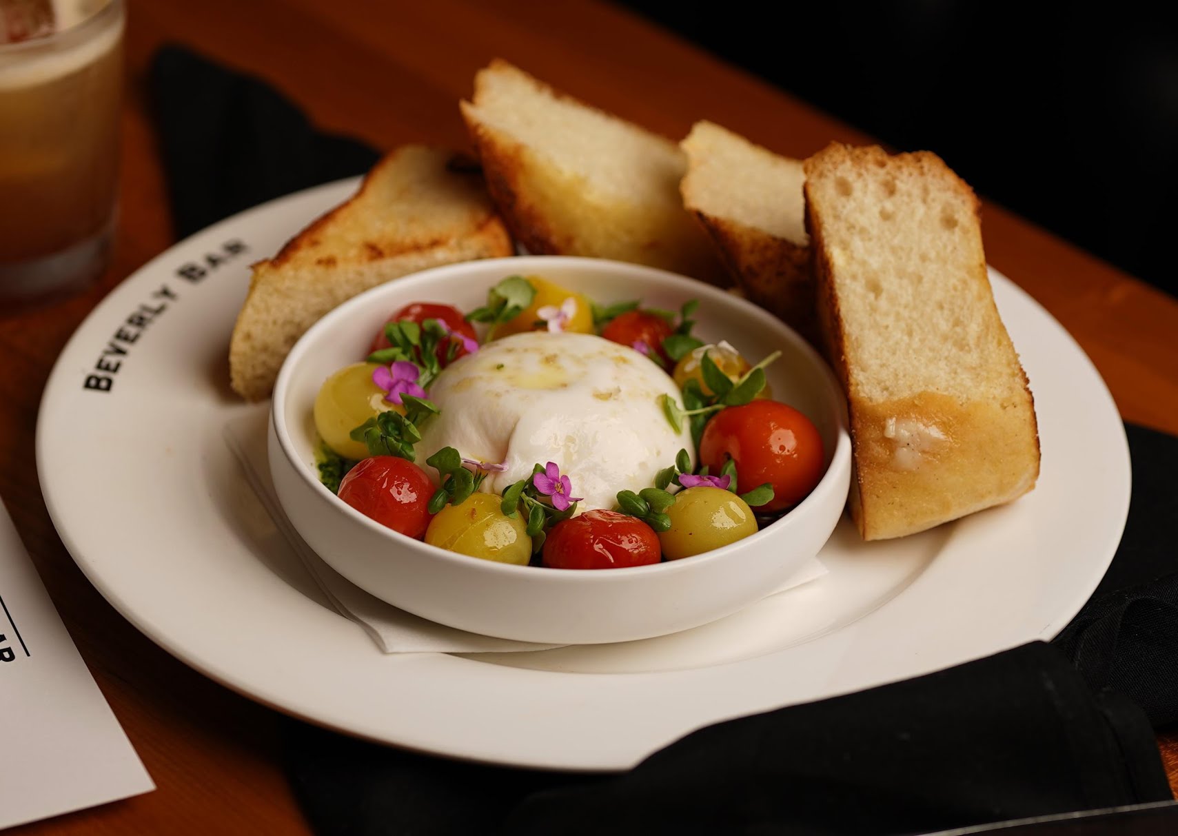 Beverly Bar - Beverly Hills Restaurant by null