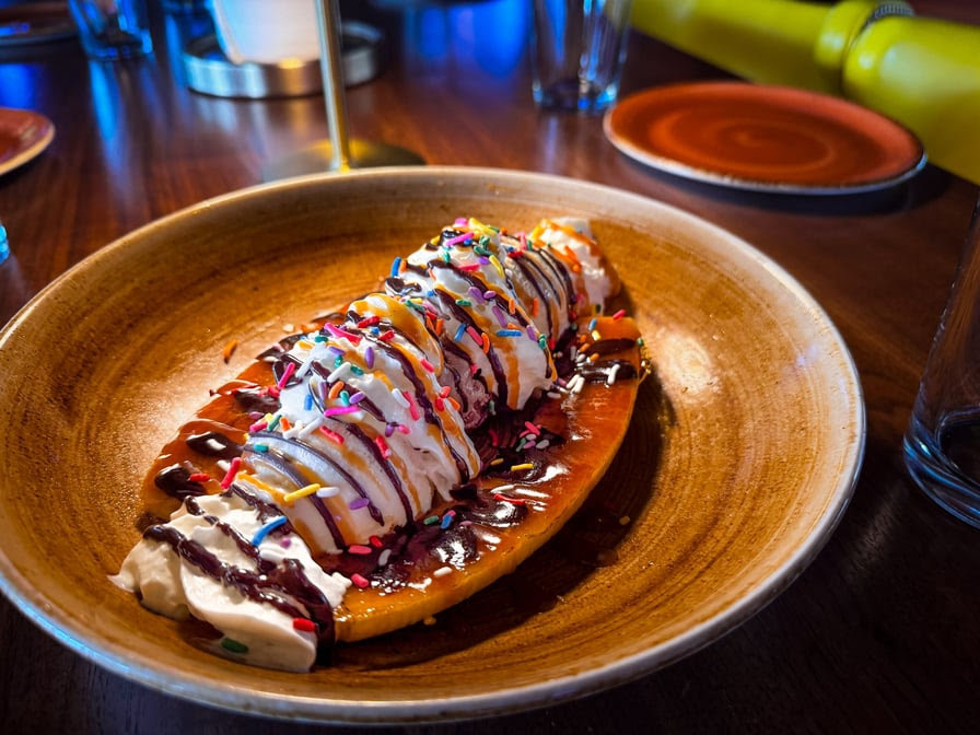 Bourbon & Burger by null