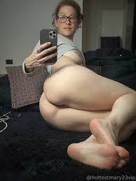 Milf home alone in the bath jpg x Milf home