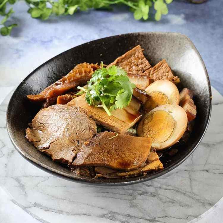 Best Noodle House by null