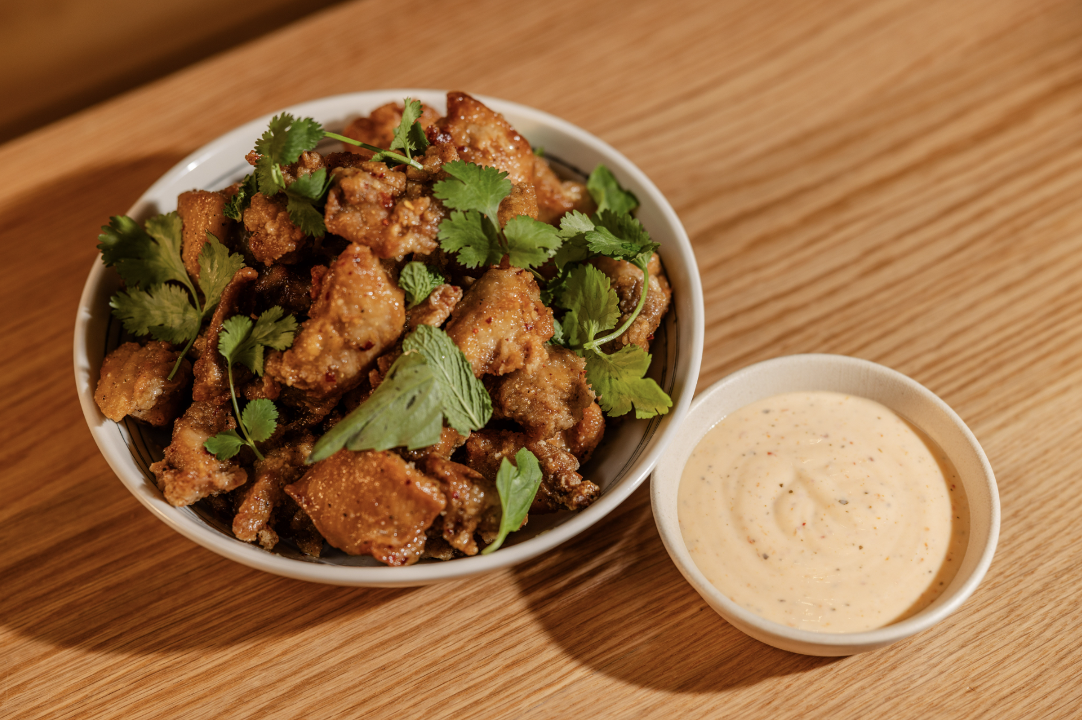 Loro Asian Smokehouse & Bar by null