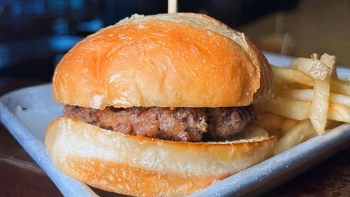 SkinnyFATS @ HallPass by null