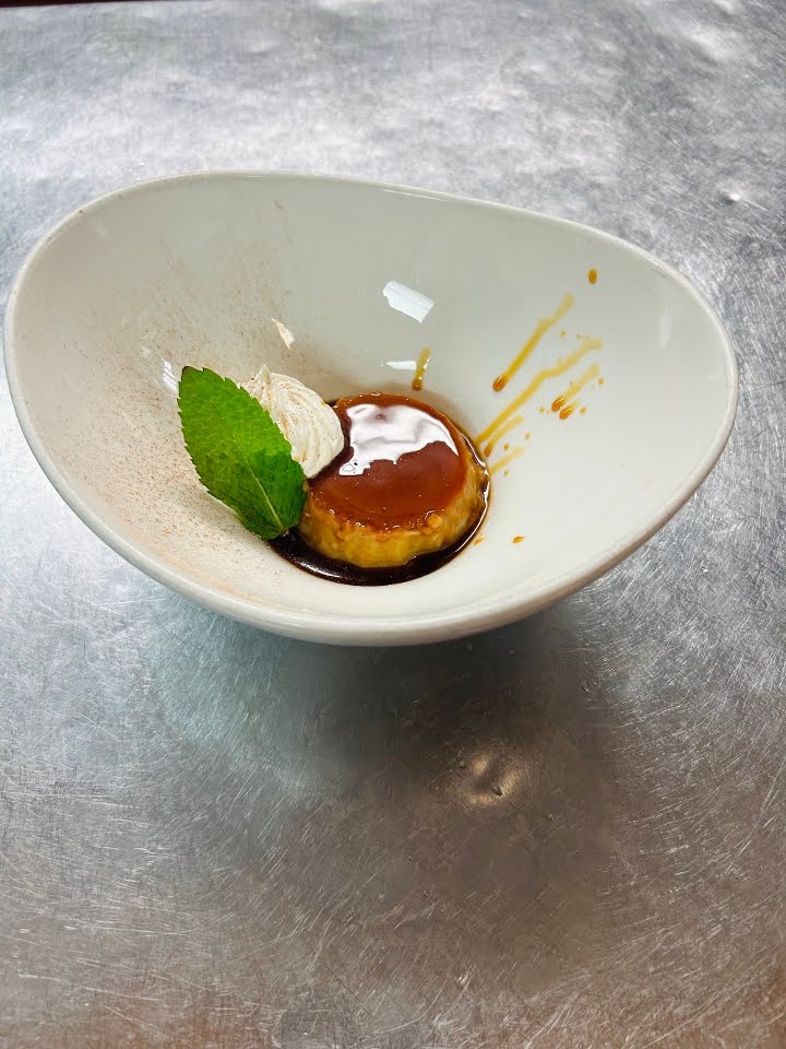 Chefs on the Run Gastro Pub by null