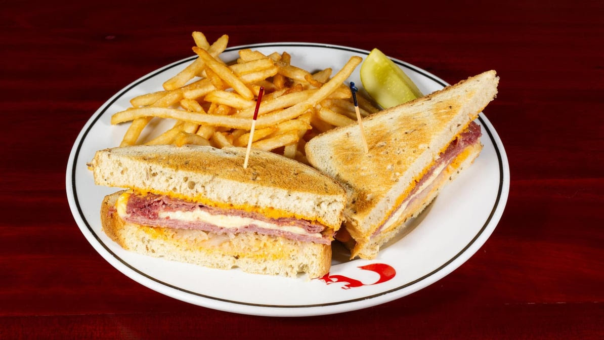 Fox's Lounge by null