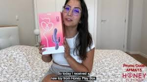 Nerdy girl sex toy review pornzog free porn clips jpg x Vibrator review