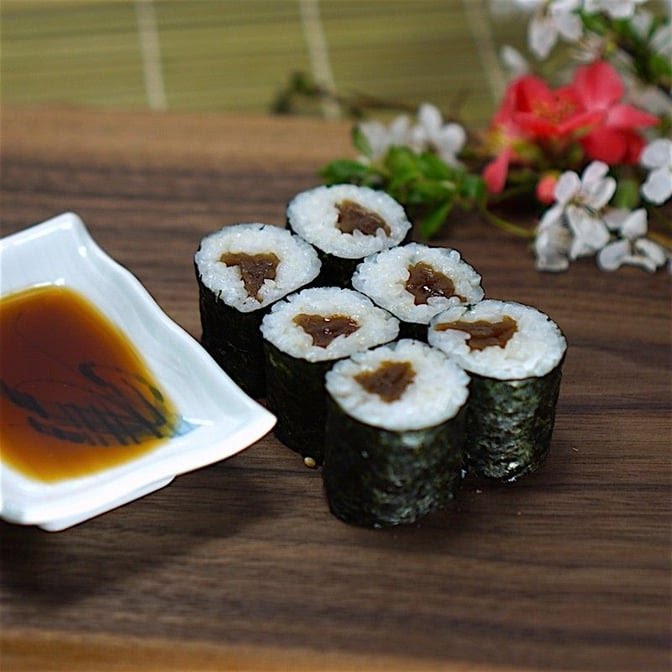 Sushi Daruma by null