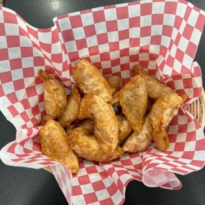 Lee’s Kitchen Noodle & Rice U Dub by null