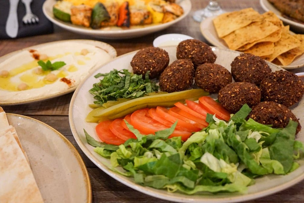 Mezza Grille by null