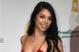 Hollywood actress free sexy galleries nude pics at rabbits fun babes jpg x Nude women movie stars