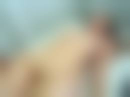 Голые трупы|Голые трупы девушек. Обнаженный труп девушки на кровати