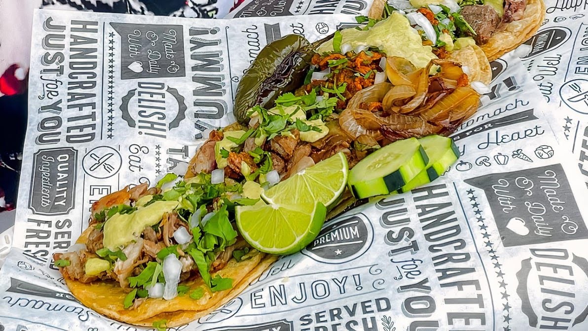 Las Catrinas Food Truck by null