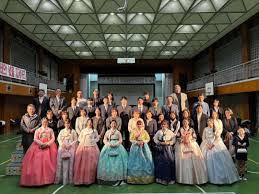 謝恩会集合写真|2025.03.12(水)謝恩会🎉集合写真 #謝恩会 #河原デザインアート専門学校 #動画 #3dcg #ゲーム #アニメ #イラスト  #グラフィック #デザイン #建築