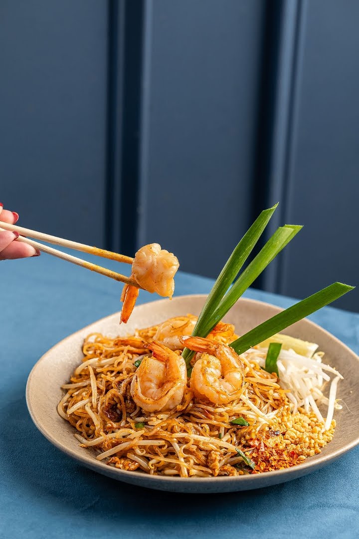 RYNN Thai Restaurant & Bar by null