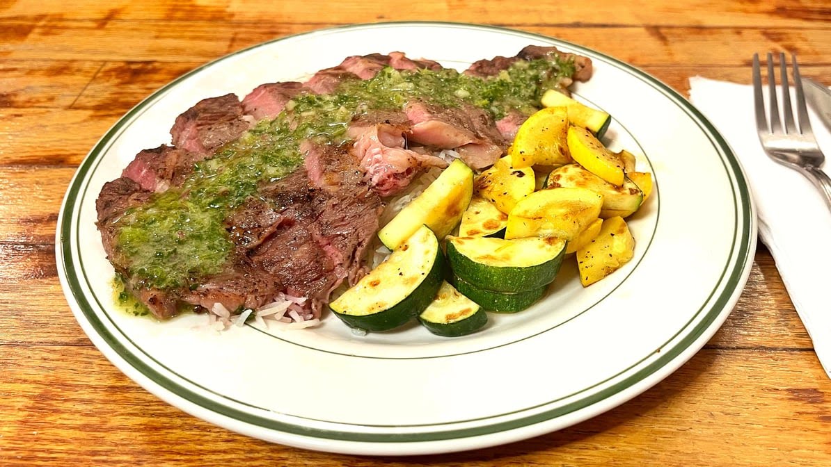 Lynn & Lu's Escapade Cafe by null