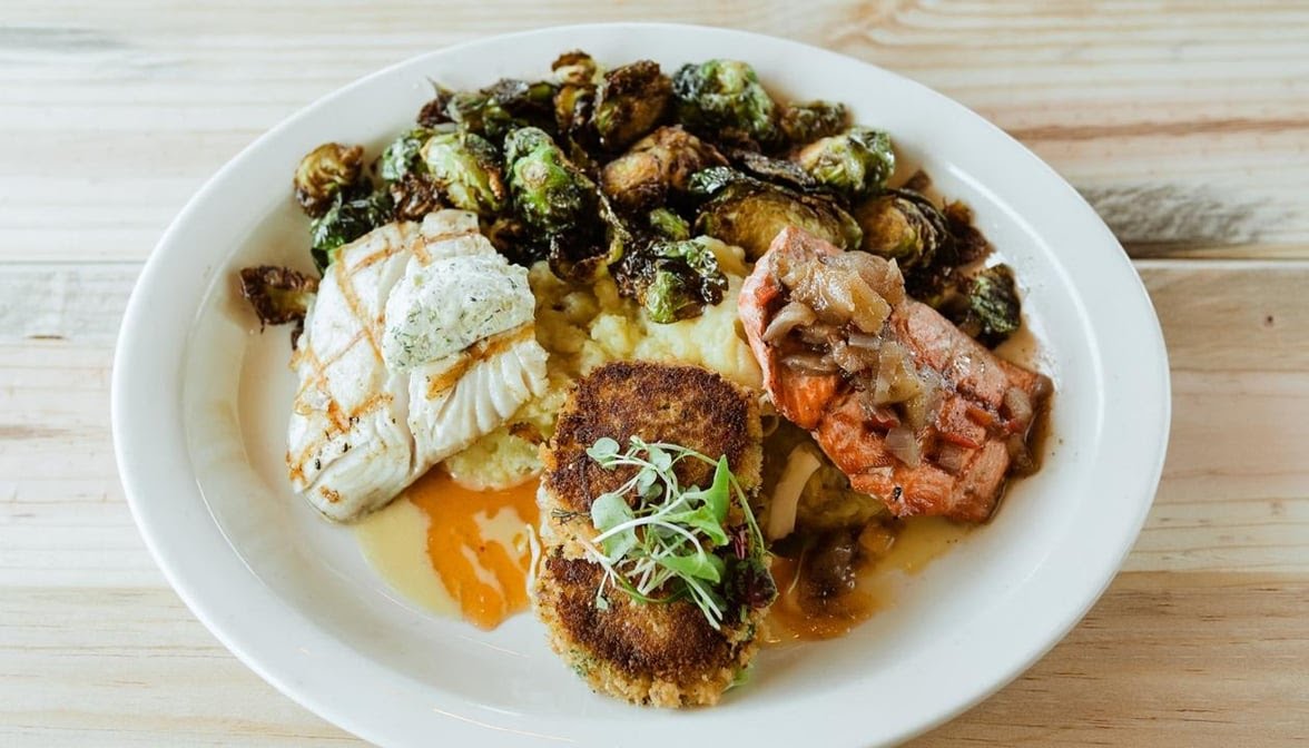 Ivar's Mukilteo Landing by null