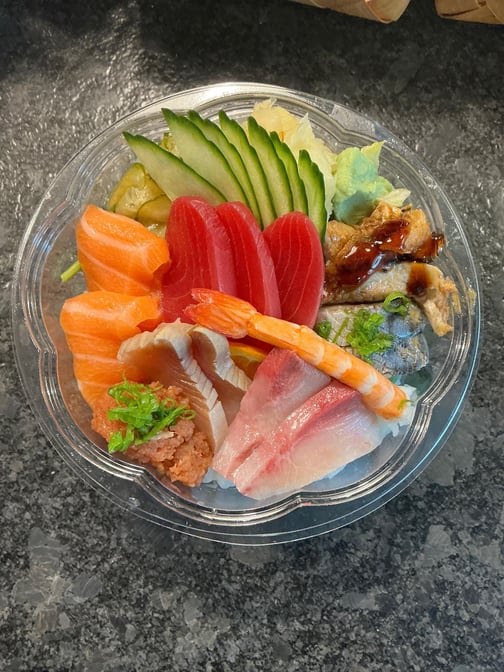 Mikan Sushi Bento by null
