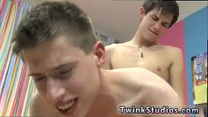 Easaatbwx vrwzow tthxuk jpg x Gay teen videos