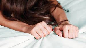 orgasm face in bed| an actual turn on for guys/girls? - Sexuality