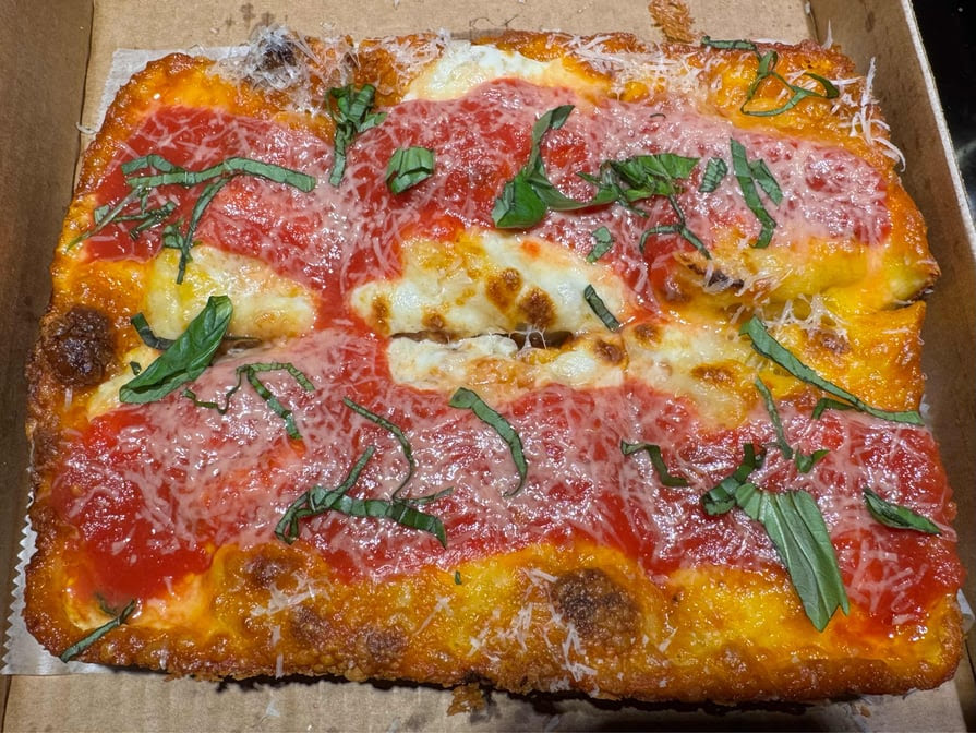 Paulie Gee's Short North by null