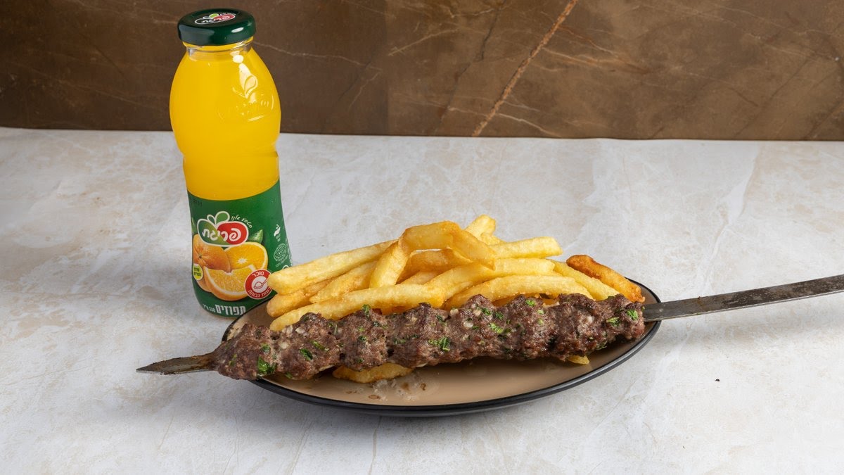 Ezra Grill by null
