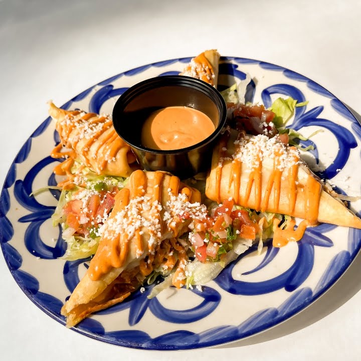 La Buena Vida - Cary by null