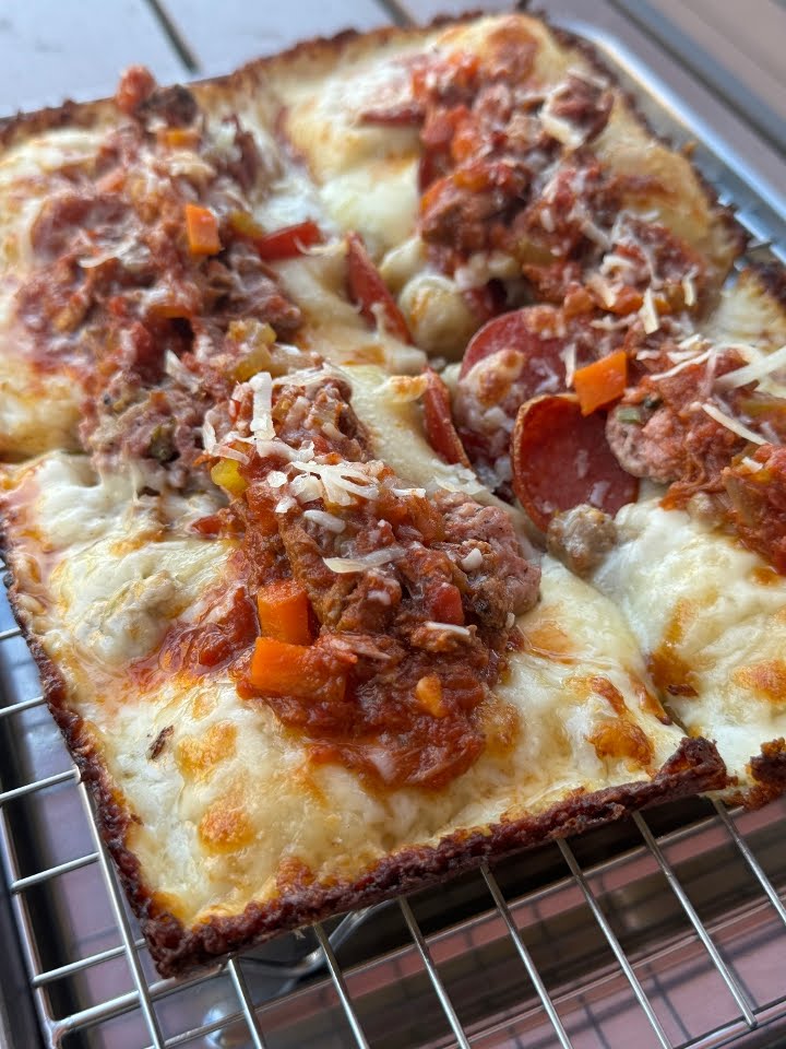 Side Door Pizza by null