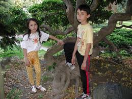 little girl pees|Go Diaper Free - Potty time at the beach. 🌴 Twyla Bean does not pee in the  water, nor on the sand. She only pees on a potty! 💁I didn't mold her