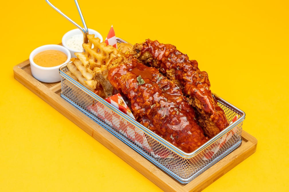 Yummy's Hot Chicken by null