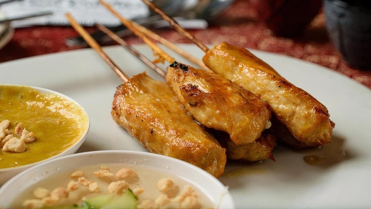 Thai Bistro & Bar by null