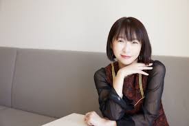 酒井若菜|女優と作家を両立する酒井若菜さん（43）「二足のわらじがなければ苦しくなっていたかも」 – STORY [ストーリィ] オフィシャルサイト