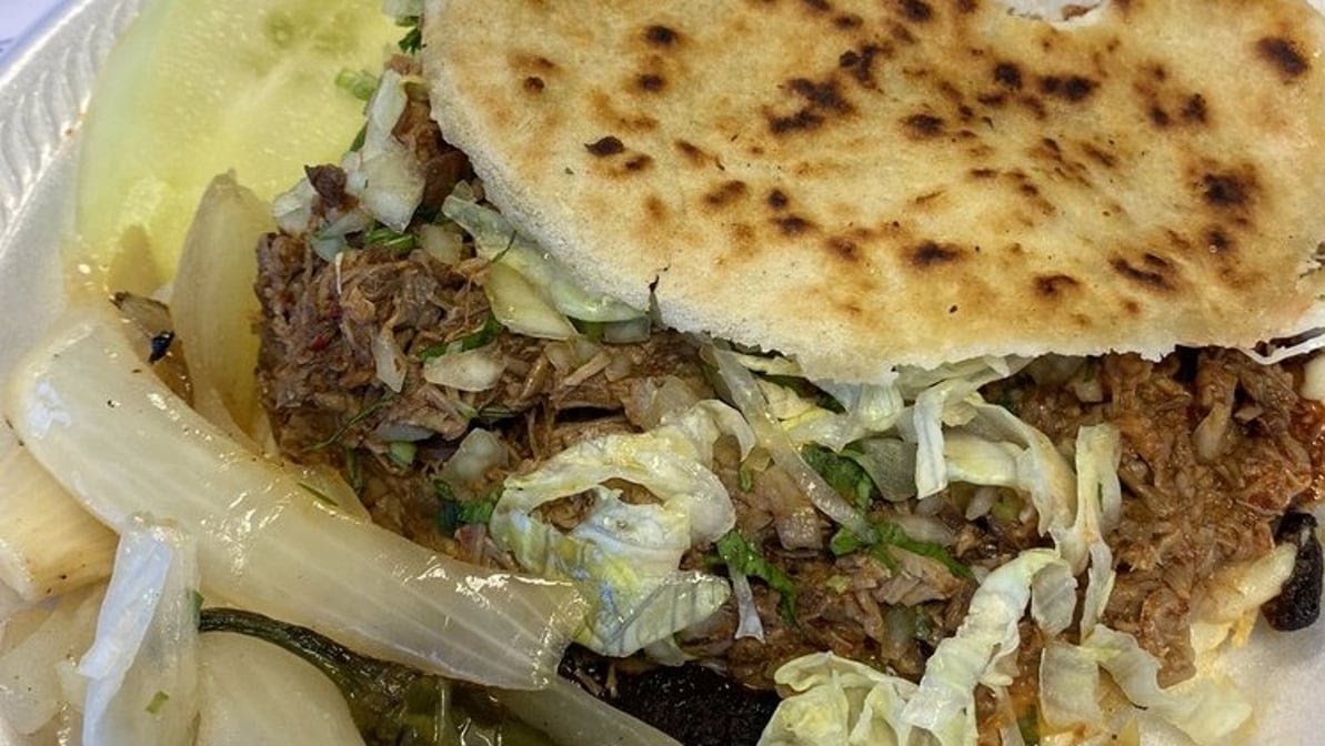 Taqueria Y Birrieria Arandas by null